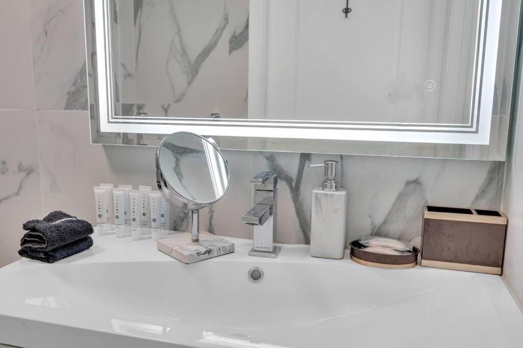 Luxurious Private Unit With Parking Daire Miami Dış mekan fotoğraf