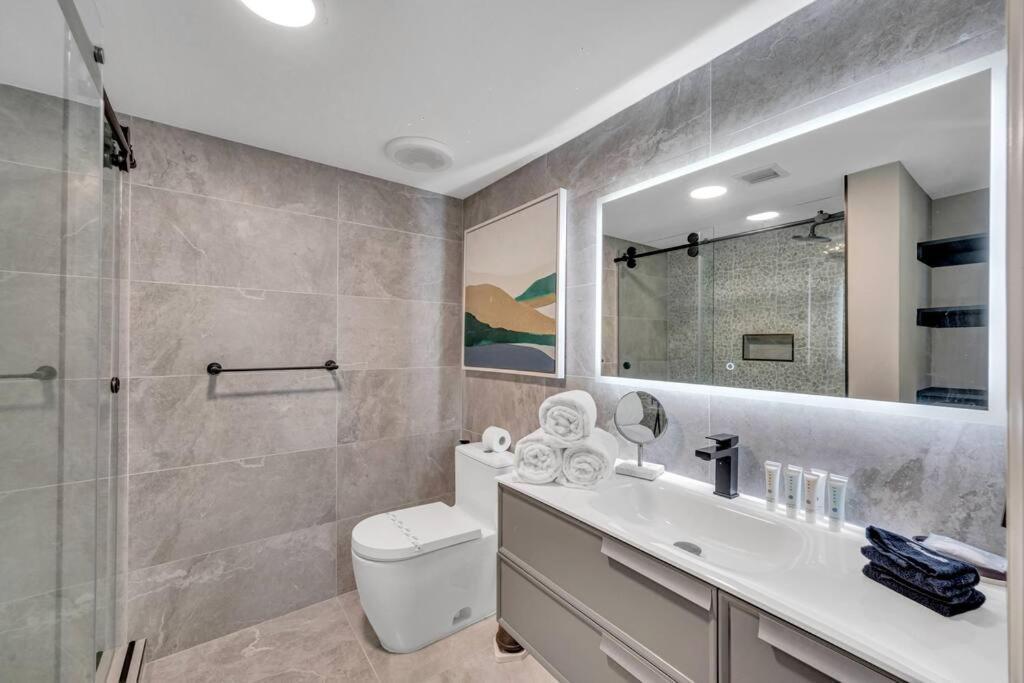Luxurious Private Unit With Parking Daire Miami Dış mekan fotoğraf