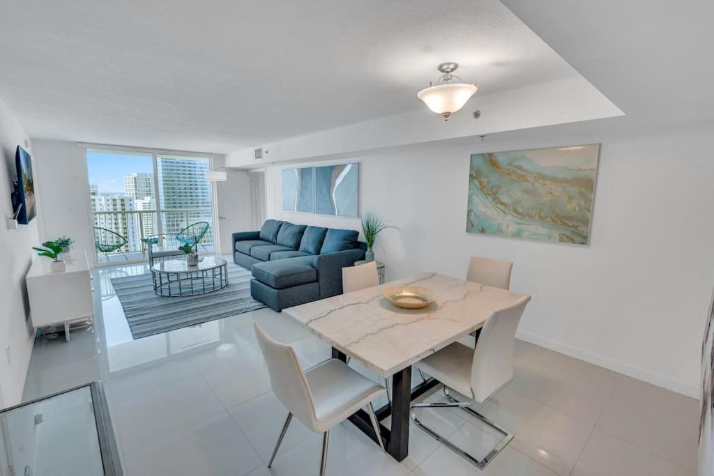 Luxurious Private Unit With Parking Daire Miami Dış mekan fotoğraf