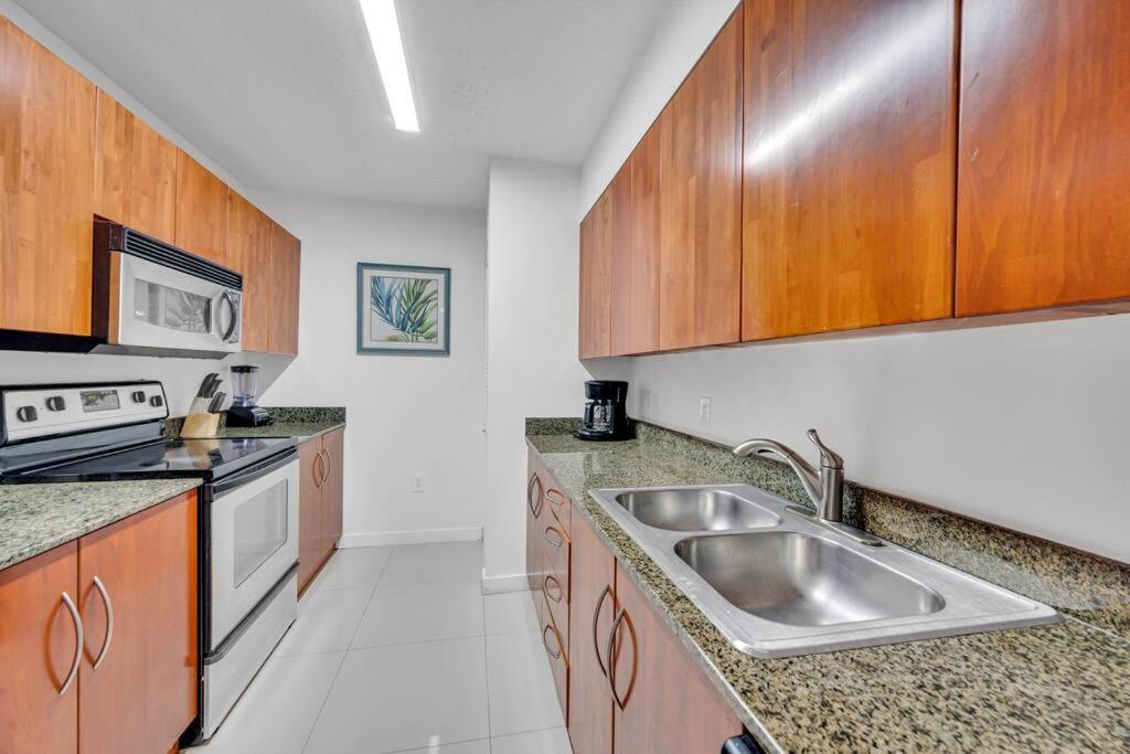 Luxurious Private Unit With Parking Daire Miami Dış mekan fotoğraf