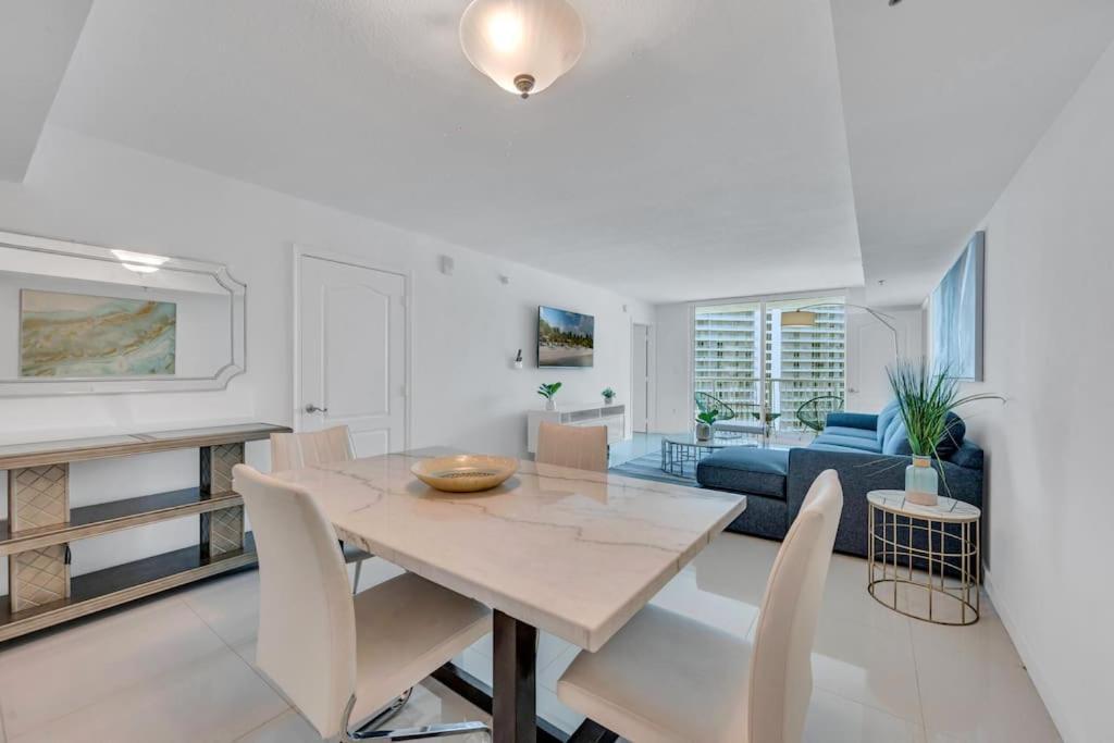 Luxurious Private Unit With Parking Daire Miami Dış mekan fotoğraf